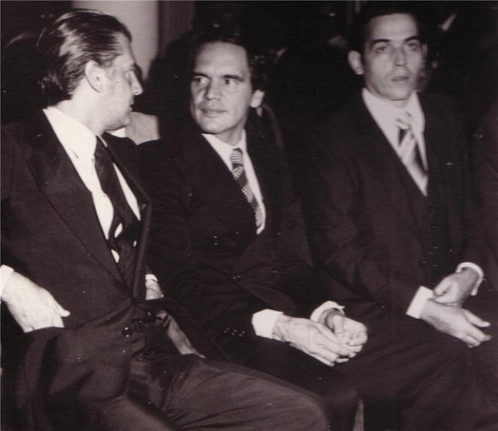 Pedro Valente entre Olavo Monteiro de Carvalho e Eurico Miranda